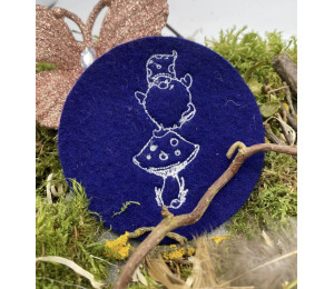 ADVENTSKALENDER 12. Dezember - Stickserie Frühlings Wichtel